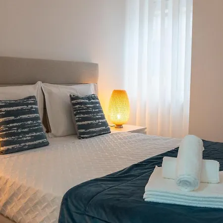 Casinha Avó Toteta Apartamento Nazaré